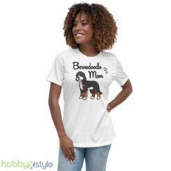 Bernedoodle Mom Dog Lovers shirt - Women's Relaxed Short Sleeve Jersey Tee