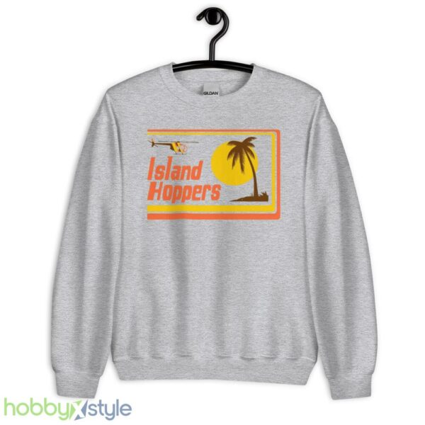 ISLAND HOPPERS - Magnum P.I. Tshirt - Unisex Heavy Blend Crewneck Sweatshirt