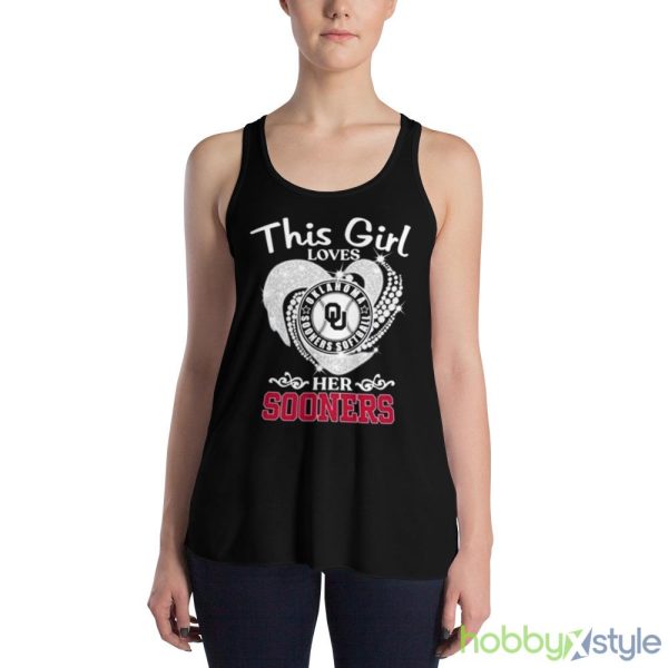 This Girl Loves Her Oklahoma Sooners Heart Diamond 2023 Shirt - 8800 Women's Flowy Racerback Tank