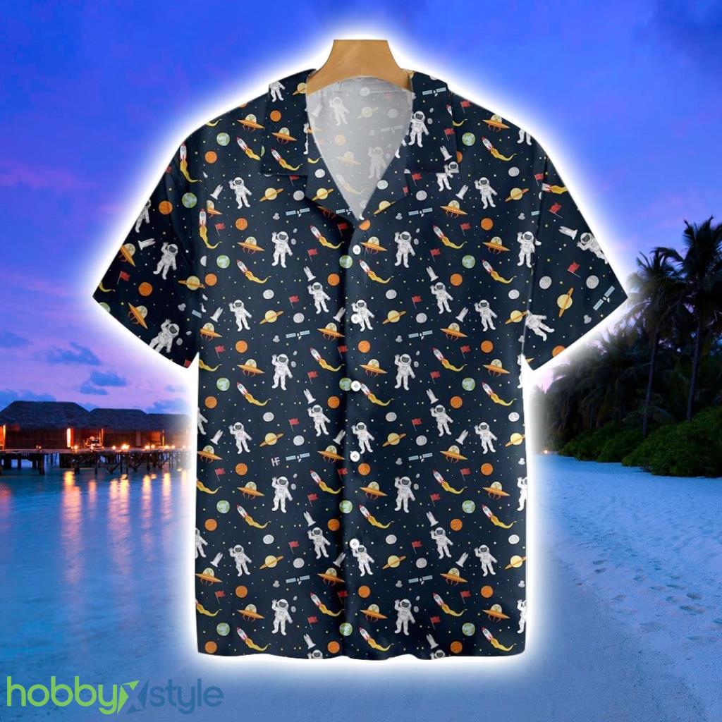 Astronaut Hello Hawaiian Shirt Gift For Men And Women Product Photo 1