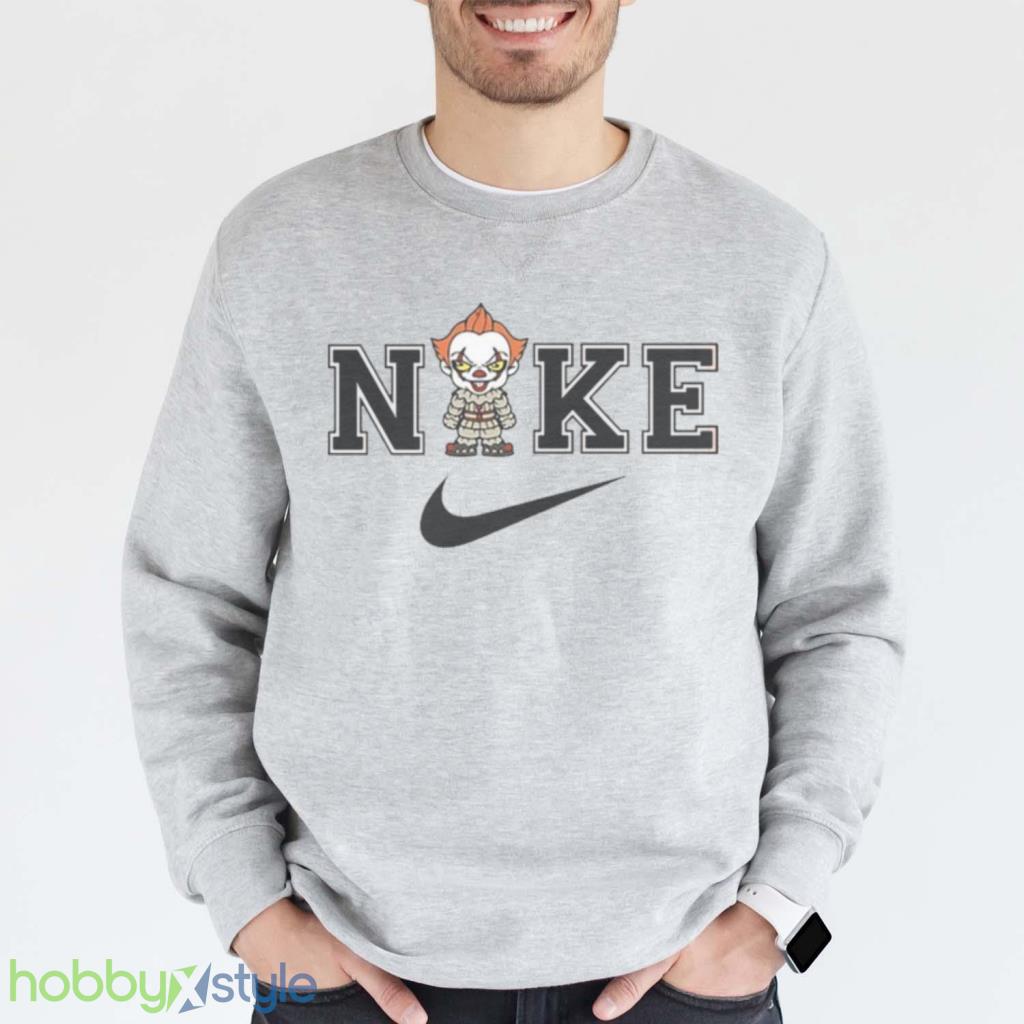 It Pennywise X Nike Horror Halloween Character Swoosh Logo Shirt Product Photo 1